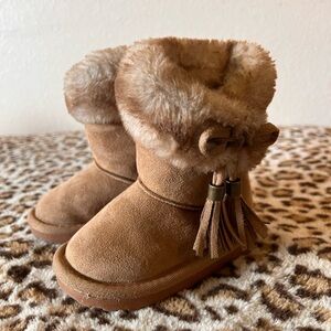 Cute brown fluffy boots